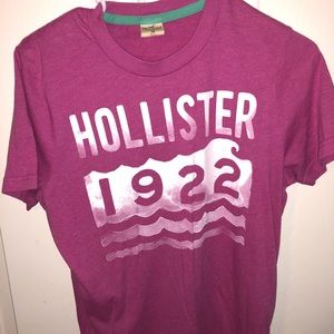 Hollister tee